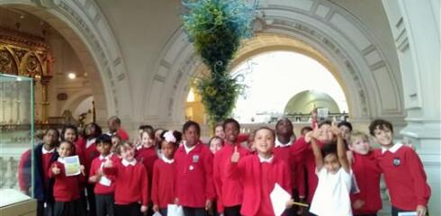 CYP – Year 3 visit the V&A Museum