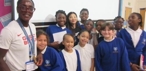 Olympian Bronze Medalist Victoria Ohuruogu visits EPS